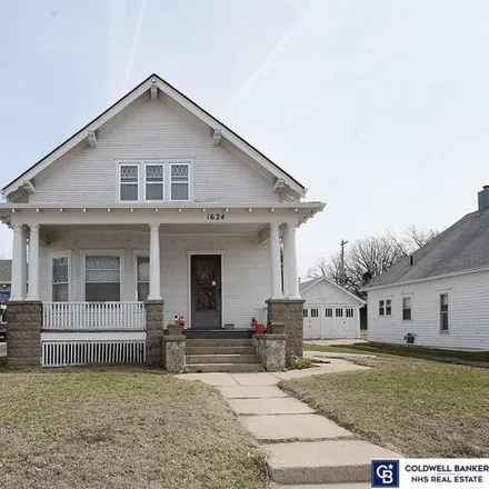 Buy this 4 bed house on 142 East 17th Street in York, NE 68467