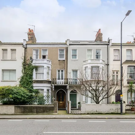 Rent this 4 bed apartment on Harwood Road in London, SW6 4QL