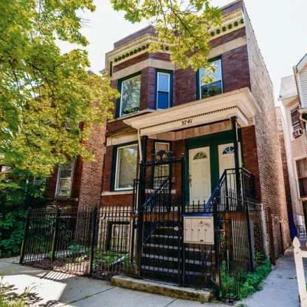 Rent this 3 bed duplex on 3741 West Lyndale Street in Chicago, IL 60647