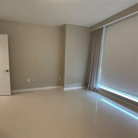 Buy this 3 bed condo on 7751 Northwest 107th Avenue in Doral, FL 33178