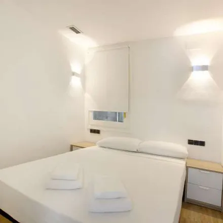 Image 9 - Carrer de Mallorca, 311-313, 08037 Barcelona, Spain - Apartment for rent