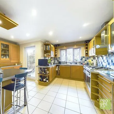 Image 3 - Dianthus Place, Chavey Down, RG42 7PQ, United Kingdom - House for sale