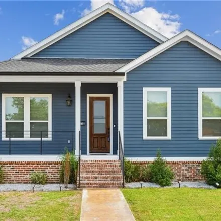 Buy this 4 bed house on 5325 Wickfield Drive in New Orleans, LA 70122