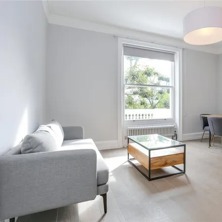 Rent this 2 bed apartment on 87 Holland Park in London, W11 4UE