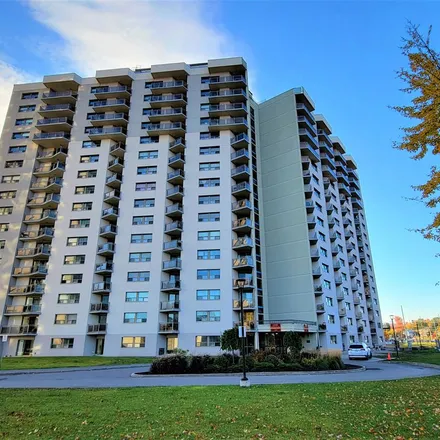Image 3 - Riviera Gate I, 1300 McWatters Road, (Old) Ottawa, ON K2H 7B3, Canada - Apartment for rent