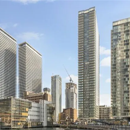 Image 9 - Landmark East Tower, 24 Marsh Wall, Canary Wharf, London, E14 9JF, United Kingdom - Apartment for sale