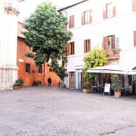 Image 9 - Basilica di Santa Maria in Trastevere, Largo Maria Domenica Fumasoni Biondi, 00120 Rome RM, Italy - Apartment for rent