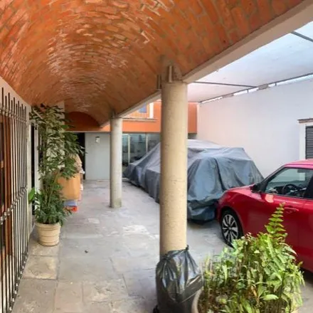 Rent this studio house on Calle Paseo de los Parques 4069 in Villa Universitaria, 45110 Zapopan