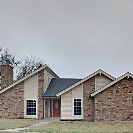 Rent this 3 bed house on 11200 Hastings Avenue in Oklahoma City, OK 73099