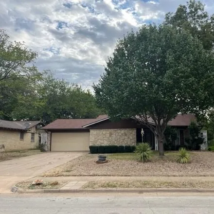 Rent this 3 bed house on 708 North Ector Drive in Euless, TX 76039