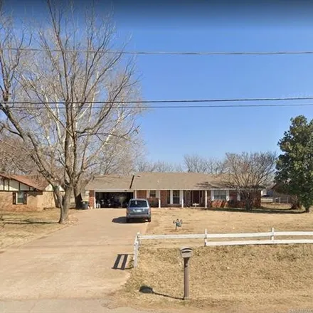 Buy this 3 bed house on 11229 South Elwood Avenue in Jenks, OK 74037