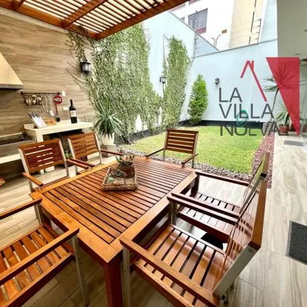 Buy this 4 bed townhouse on Jirón Orión in Santiago de Surco, Lima Metropolitan Area 10051