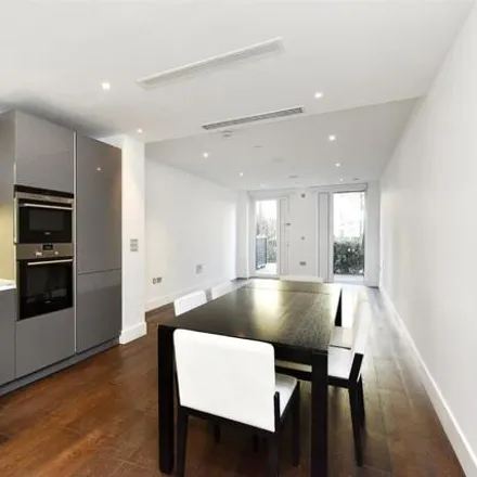 Buy this 2 bed apartment on Central Avenue in London, SW6 2QE