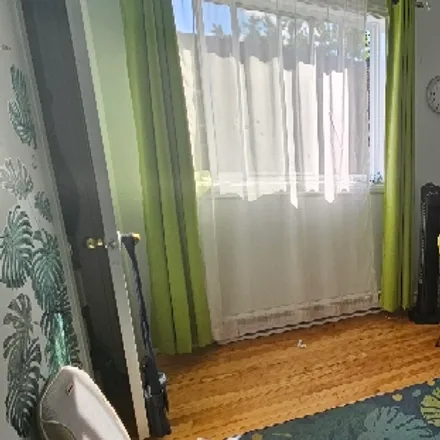 Rent this 1 bed room on 42-669 in Rue Buies, Montreal