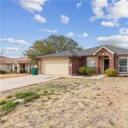 Buy this 4 bed house on 115 Shawnee Trail in Harker Heights, TX 76548