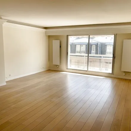 Rent this 4 bed apartment on 36 Rue Jouffroy d'Abbans in 75017 Paris, France