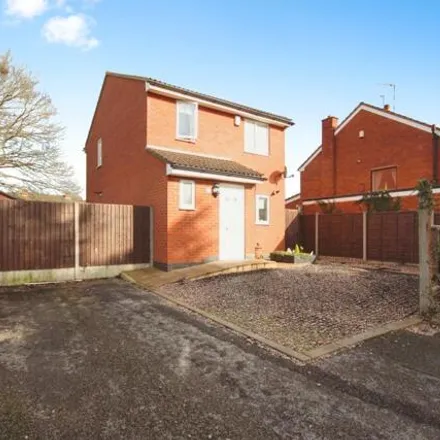 Buy this 3 bed house on Jeffrey Close in Ash Green, CV12 0JE