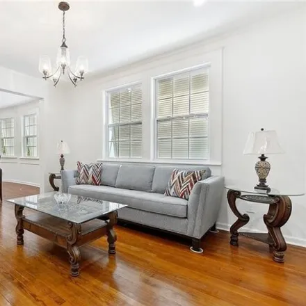 Image 3 - 3816 Gentilly Boulevard, New Orleans, LA 70122, USA - House for sale