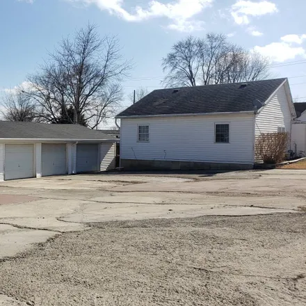 Image 1 - 301 Montgomery Street, Chillicothe, MO 64601, USA - House for sale