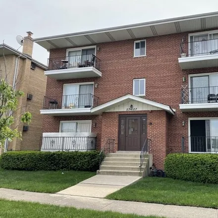 Rent this 2 bed house on 5727 106th Street in Chicago Ridge, IL 60415