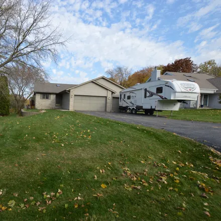 Buy this 5 bed house on 124 Birch Drive Southwest in Caledonia Township, IL 61065