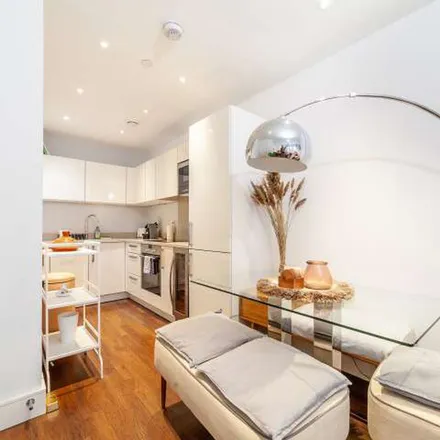 Rent this 1 bed apartment on Gillespie Court in Queensland Road, London
