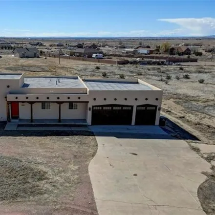 Image 2 - 1472 East Purcell Boulevard, Pueblo County, CO 81007, USA - House for sale