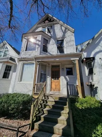 Rent this 2 bed house on 3338 North Hamilton Avenue in Chicago, IL 60618