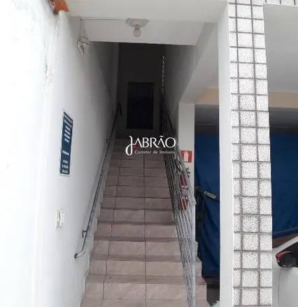 Buy this 3 bed apartment on Rua Sapucaí in Caiçara, Barbacena - MG