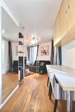 Image 6 - 23 Rue de Ponthieu, 75008 Paris, France - Apartment for rent