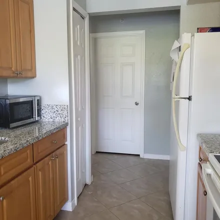 Image 7 - Michelangelo Boulevard, Palm Beach County, FL 33446, USA - Apartment for rent