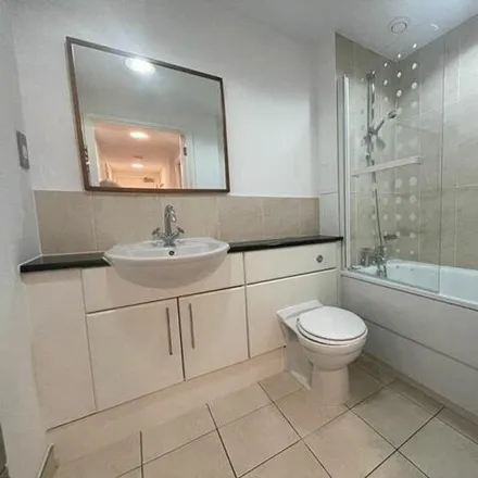 Image 3 - Bloomsbury Terrace, 1-12 Huntley Street, London, WC1E 7AT, United Kingdom - Apartment for rent