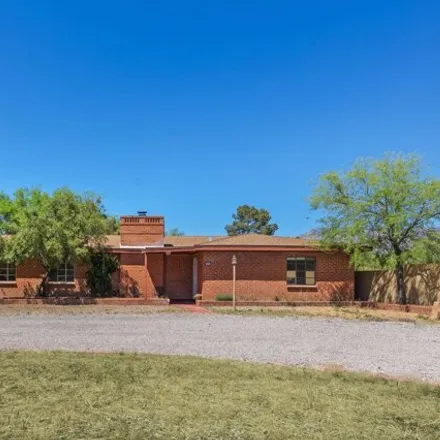 Buy this 3 bed house on East Allen Road in Tucson, AZ 85719