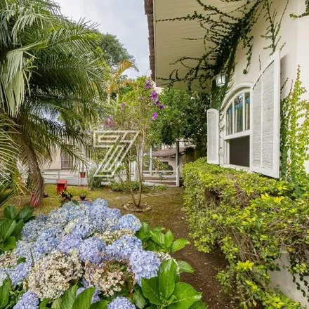 Buy this 5 bed house on Rua João Borsato 945 in Portão, Curitiba - PR
