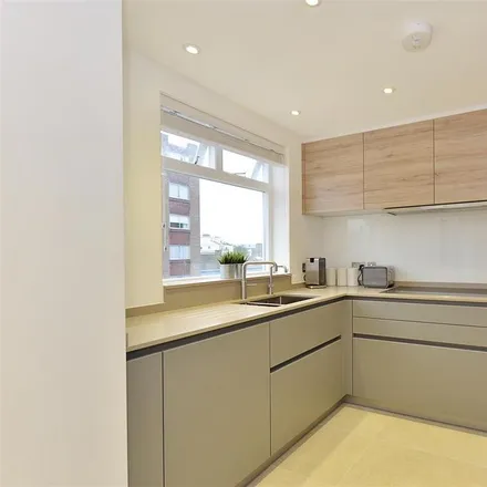 Image 2 - 18 Lowndes Square, London, SW1X 9HA, United Kingdom - Apartment for rent