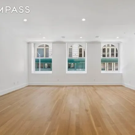Image 2 - 37 West 19th Street, New York, NY 10011, USA - House for rent