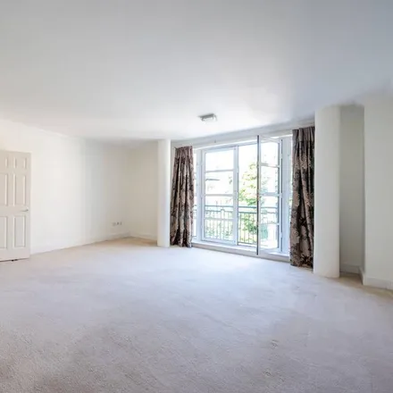 Rent this 2 bed apartment on Virgin Active in 21-33 Worple Road, London