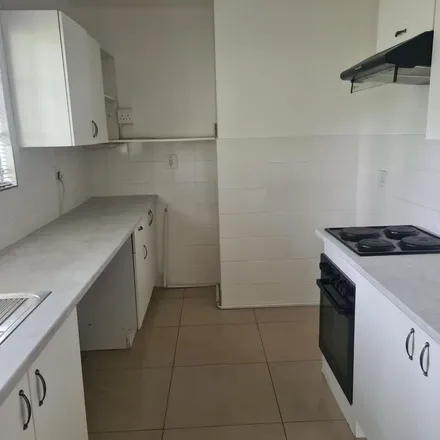 Image 7 - Wilgeboom Drive, Northwold, Randburg, 2169, South Africa - Apartment for rent