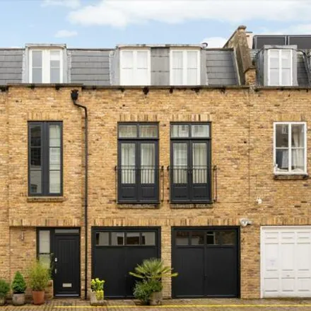 Image 7 - 26 Coleherne Mews, London, SW10 9AN, United Kingdom - Townhouse for sale