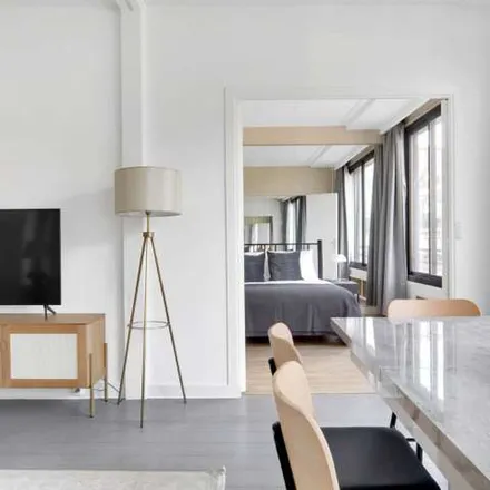 Image 5 - 26 Rue Boissière, 75116 Paris, France - Apartment for rent