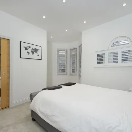 Image 7 - Horn Lane, London, W3 6QW, United Kingdom - Apartment for rent
