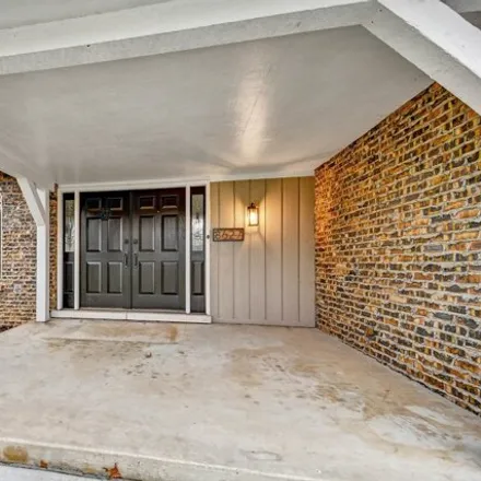 Image 2 - 8697 130th Street, Southmoor, Palos Township, IL 60464, USA - House for sale