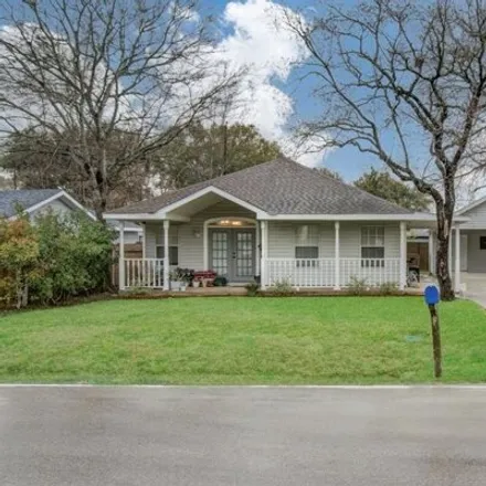 Buy this 3 bed house on 538 East Canal Road in Harris County, TX 77562