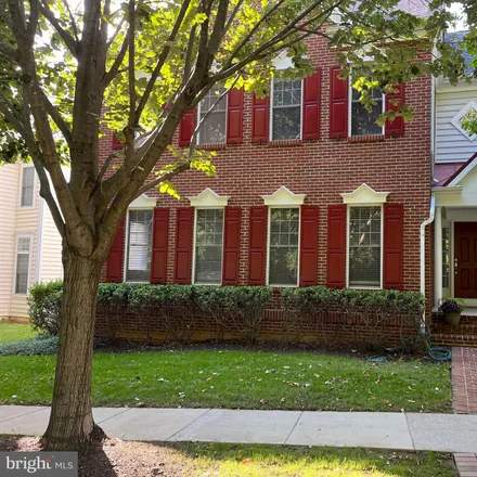 Image 2 - 301 Silver King Lane, Rockville, MD 20850, USA - House for sale