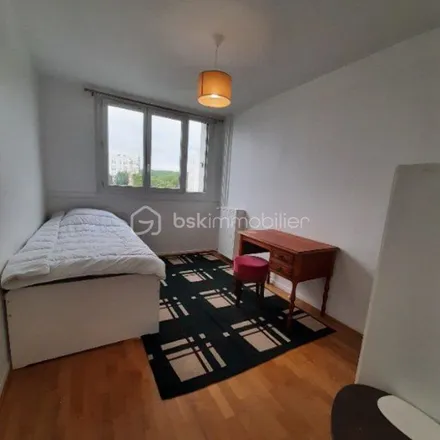 Image 5 - Avenue Bobby Sands, 77500 Chelles, France - Apartment for rent