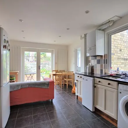 Rent this 1 bed apartment on Tenison Avenue in Cambridge, CB1 2DY