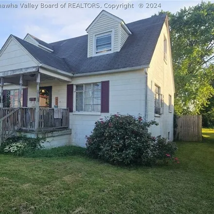 Buy this 3 bed house on 447 Park Avenue in South Charleston, WV 25309