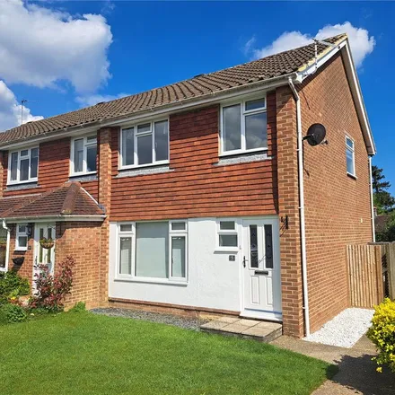 Rent this 3 bed house on unnamed road in Crowborough, TN6 1ES