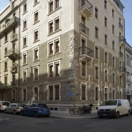 Rent this 2 bed apartment on Rue des Maraîchers 38 in 1200 Geneva, Switzerland