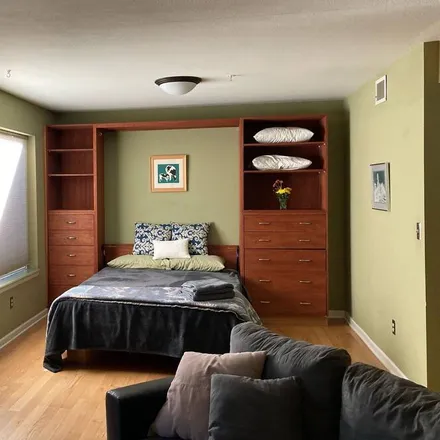 Rent this studio apartment on Boulder